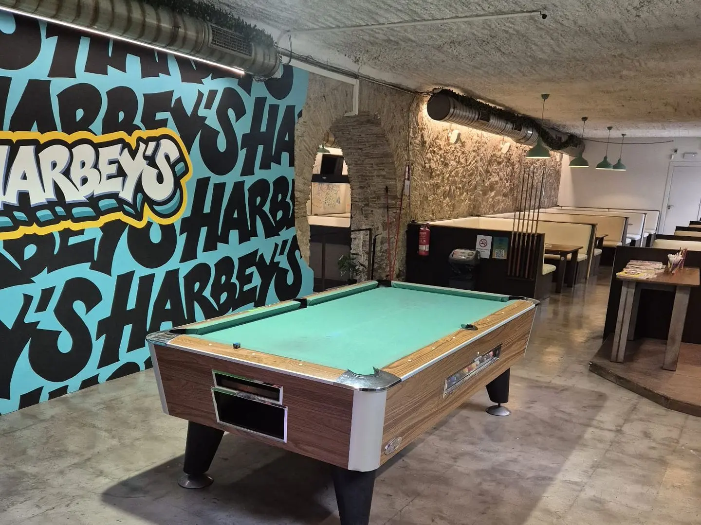 Harbey's cannabis club Barcelona